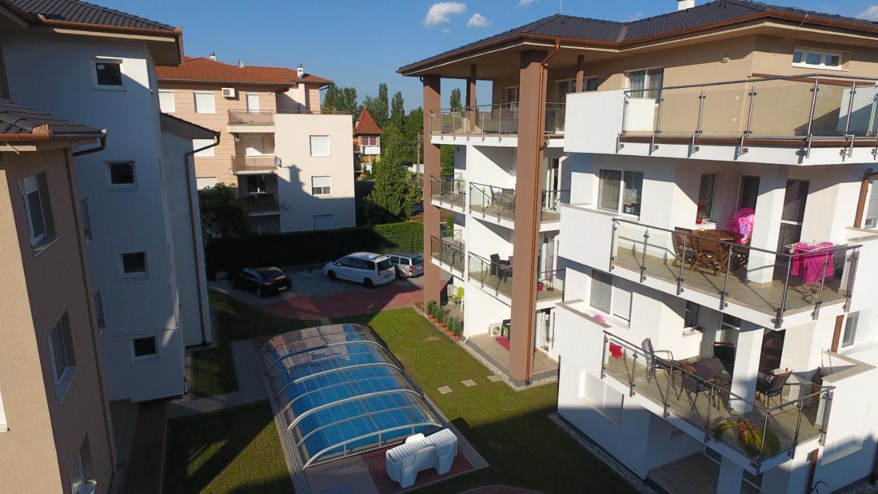 Laguna Beach Apartmanok Siófok Eksteriør billede